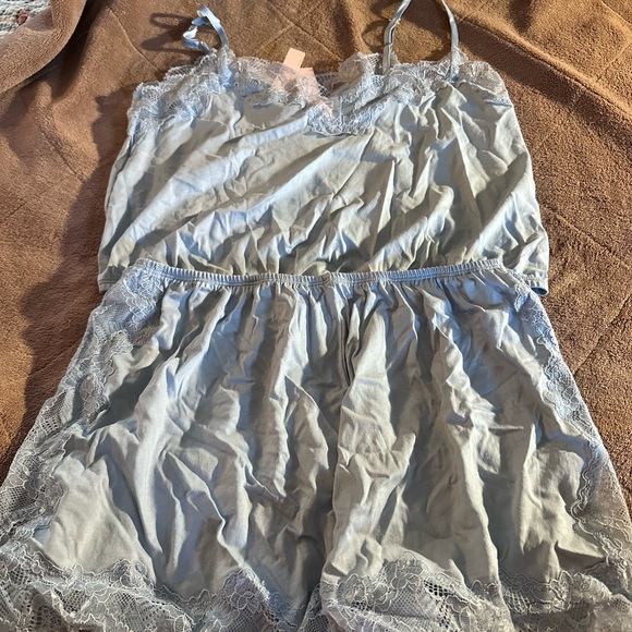 NWT VICTORIA’S SECRET 2 PIECE SLEEP SET - Picture 5 of 6